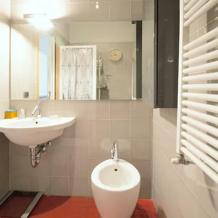 Di Design In Crocetta - Politecnico * Турин